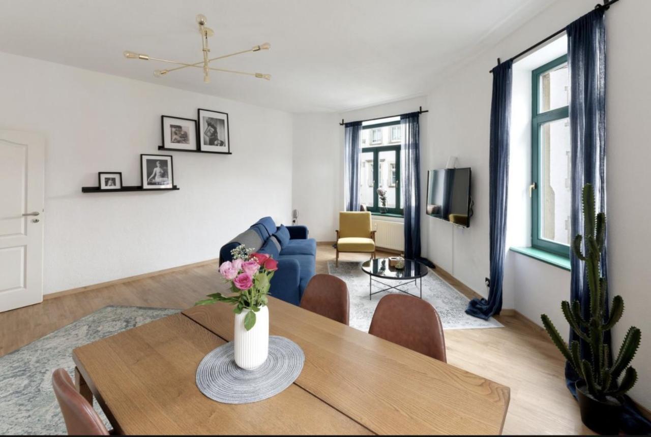 B Our Guest At New Vintage Chic Apartment Dresde Exterior foto